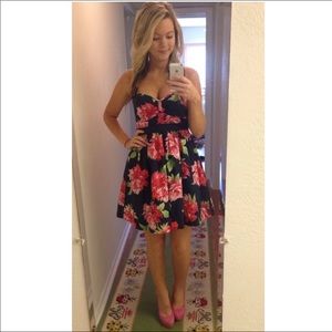 Abercrombie & Fitch floral dress